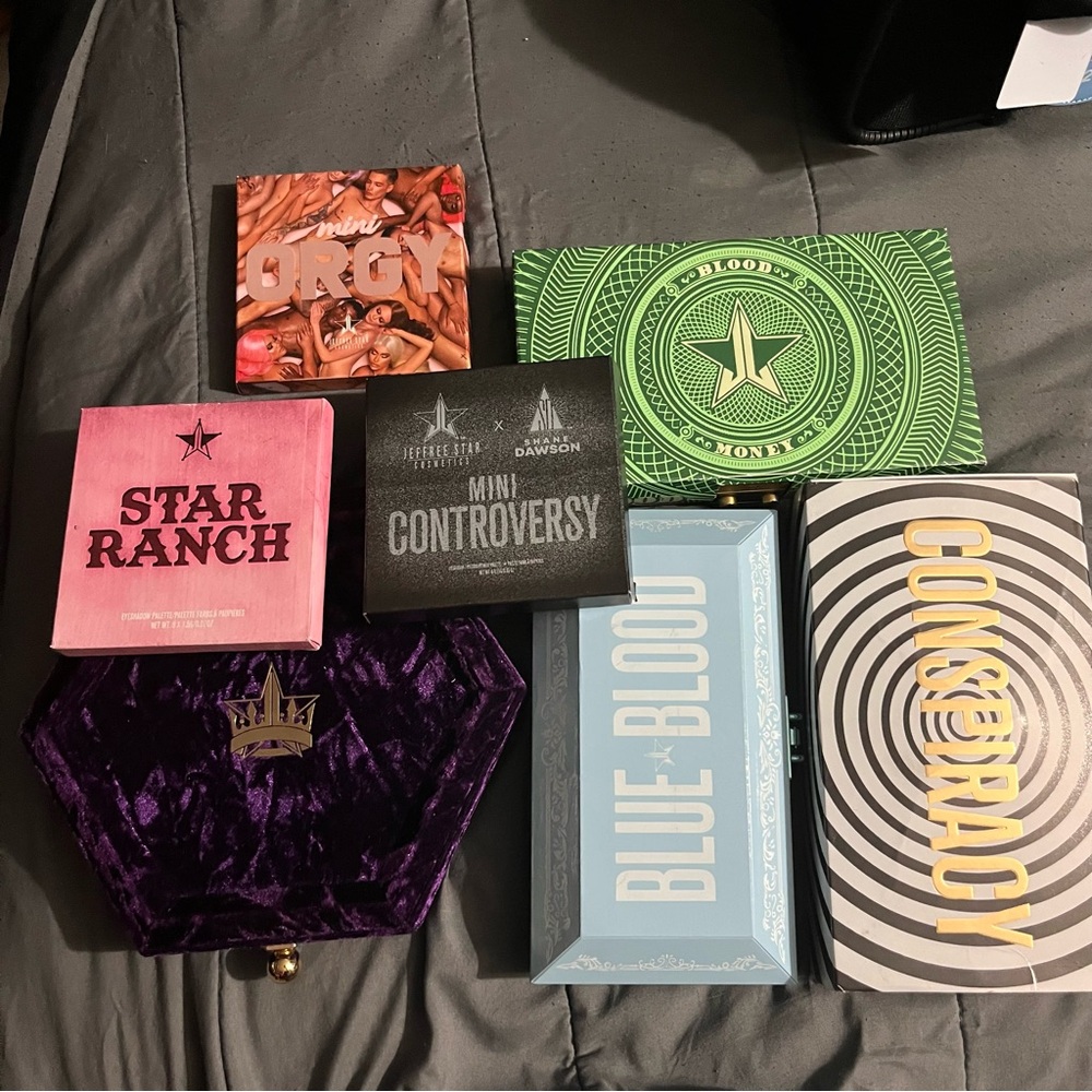 JEFFREE STAR COSMETICS BUNDLE